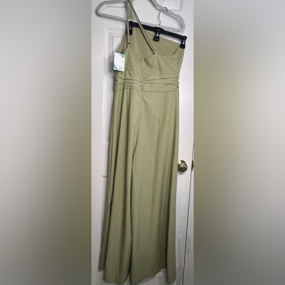 NWT One Shoulder jumper - Picture 3 of 5